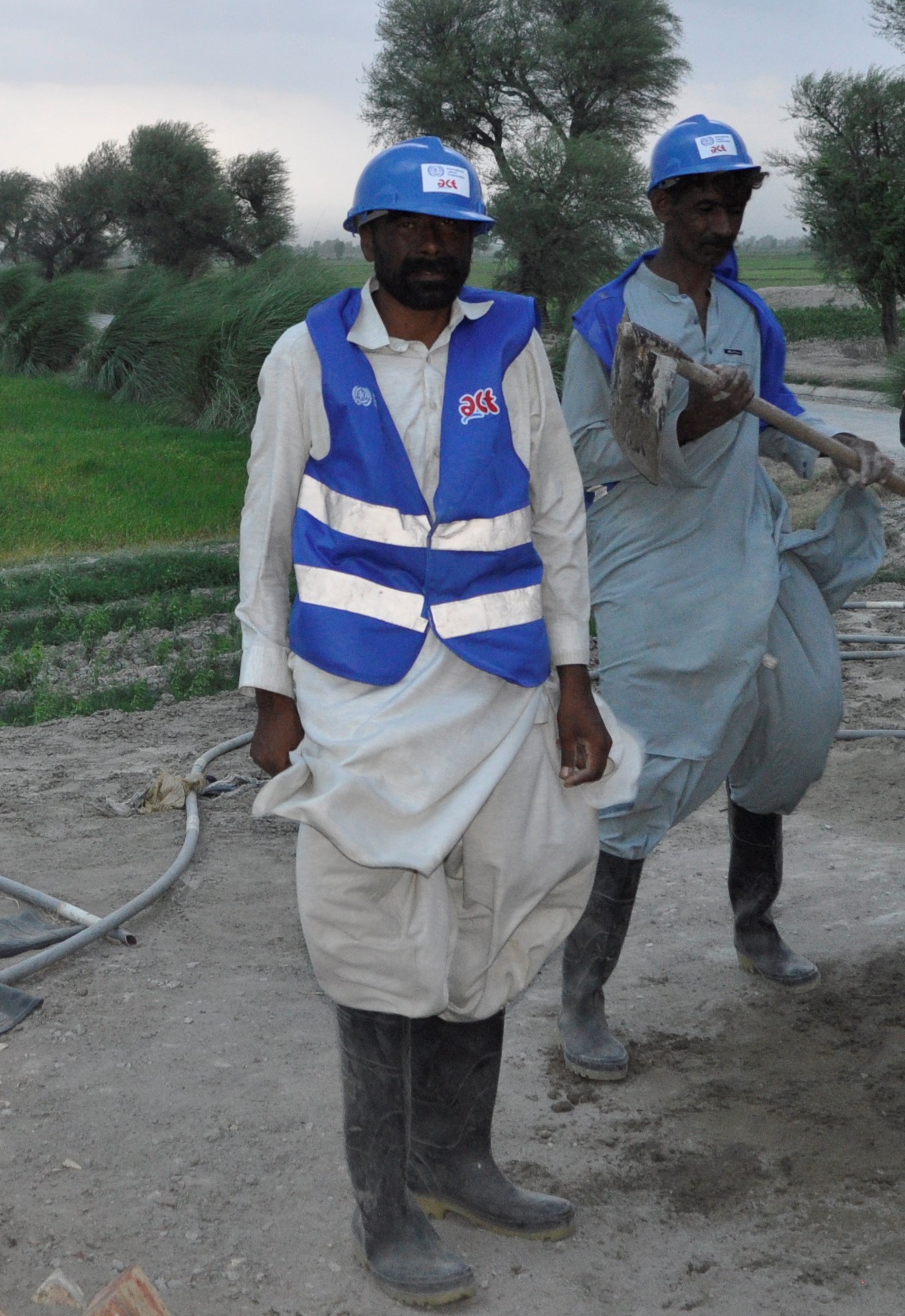 From Ridicule to Resilience: How One Flood-Hit Laborer Made Safety Gear a Local Trend