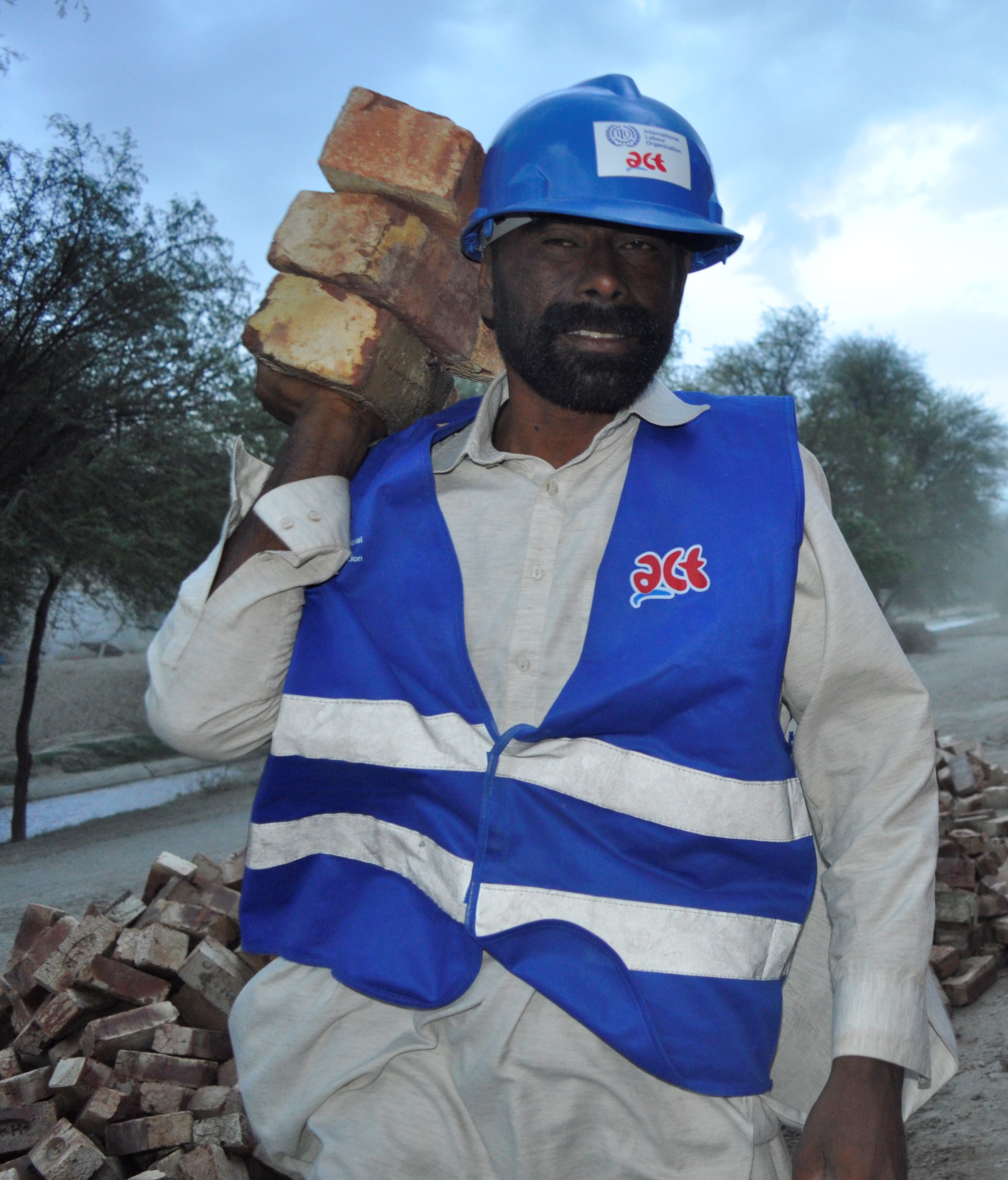 From Ridicule to Resilience: How One Flood-Hit Laborer Made Safety Gear a Local Trend
